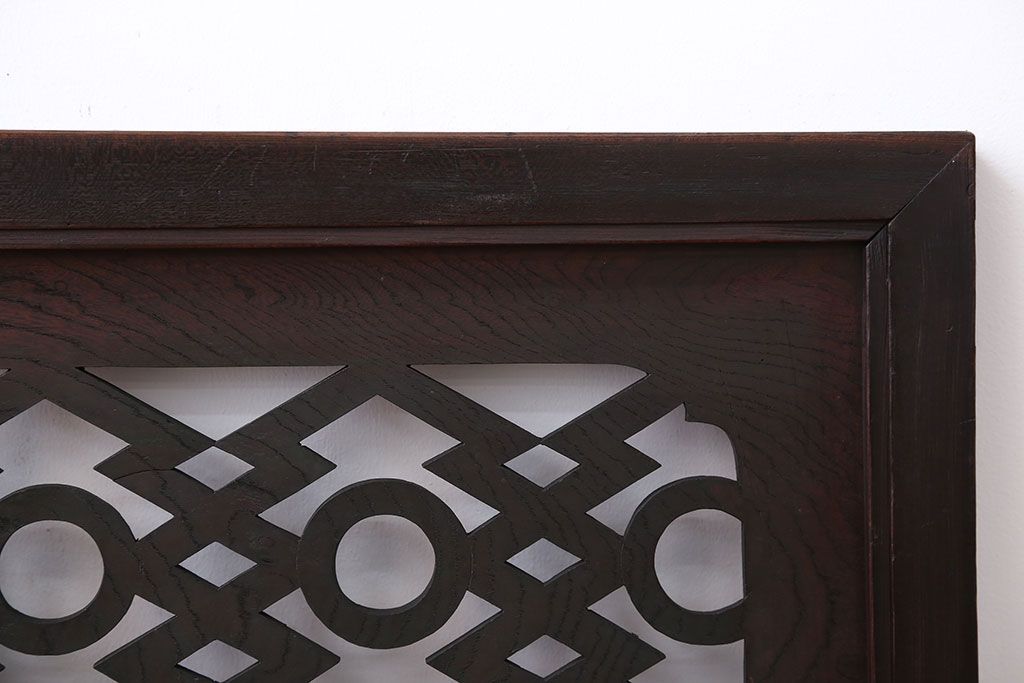 和モダンスタイル　お洒落なアンティーク明り取り