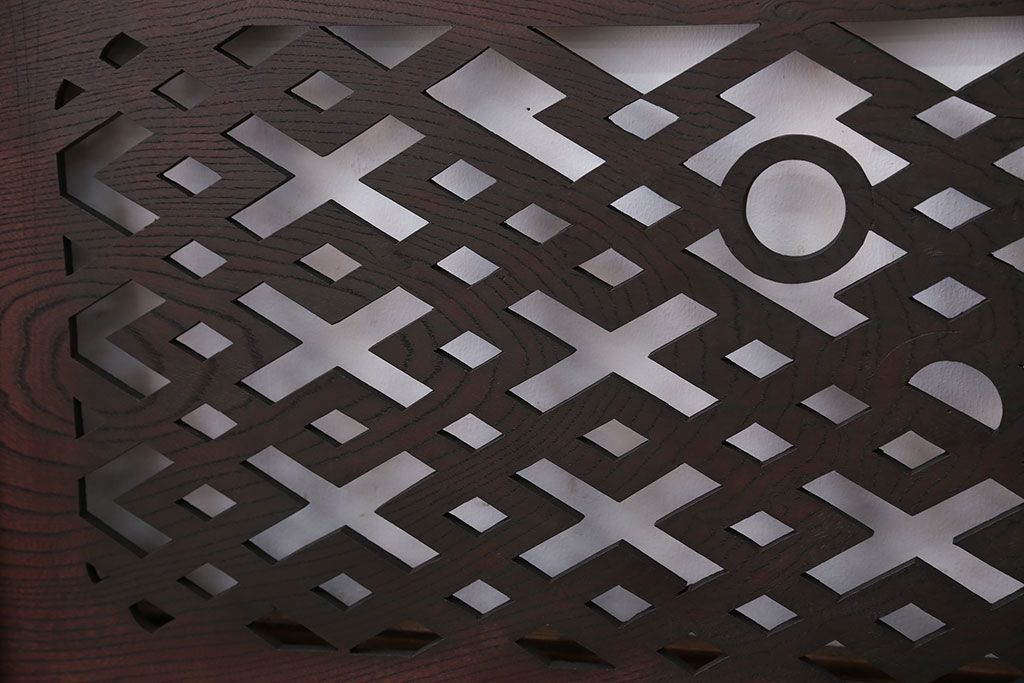 和モダンスタイル　お洒落なアンティーク明り取り