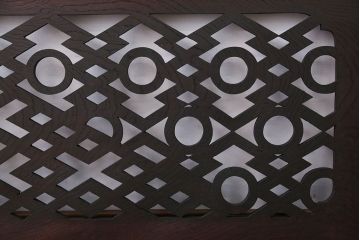 和モダンスタイル　お洒落なアンティーク明り取り