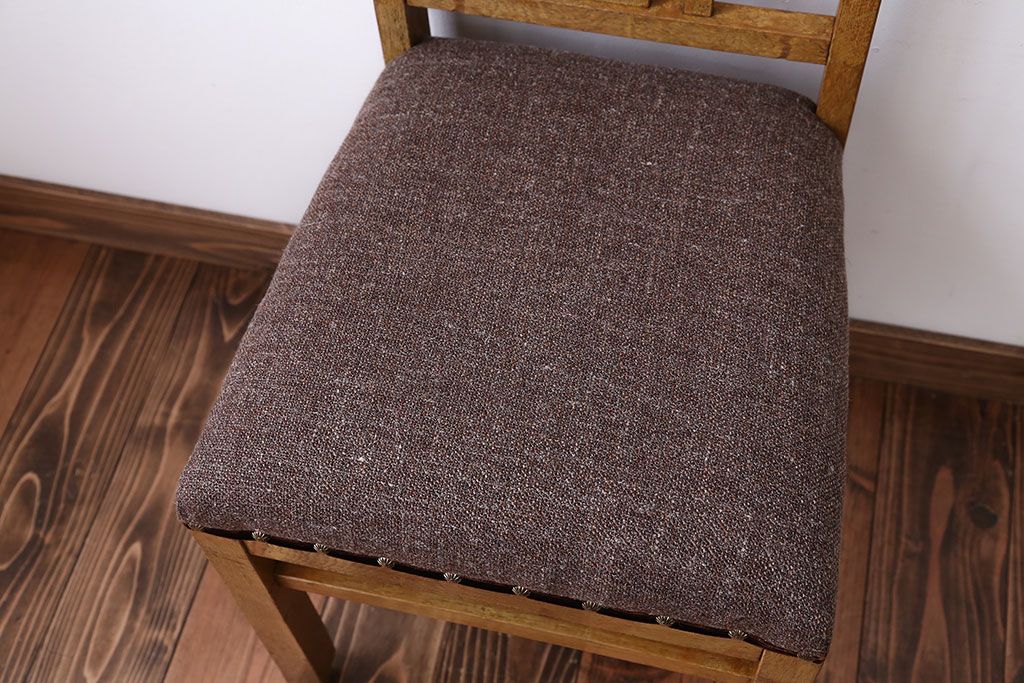 アンティーク家具　和製アンティーク　シンプルでナチュラルなダイニングチェア(1)