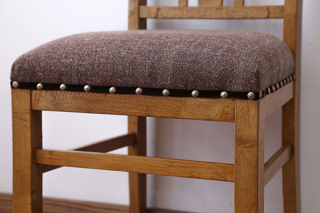 アンティーク家具　和製アンティーク　シンプルでナチュラルなダイニングチェア(1)