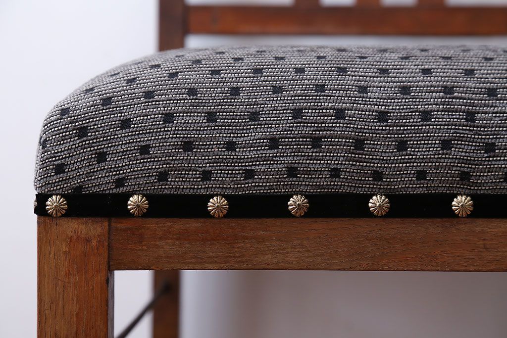 アンティーク家具　和製アンティーク　シンプルでナチュラルなダイニングチェア(2)