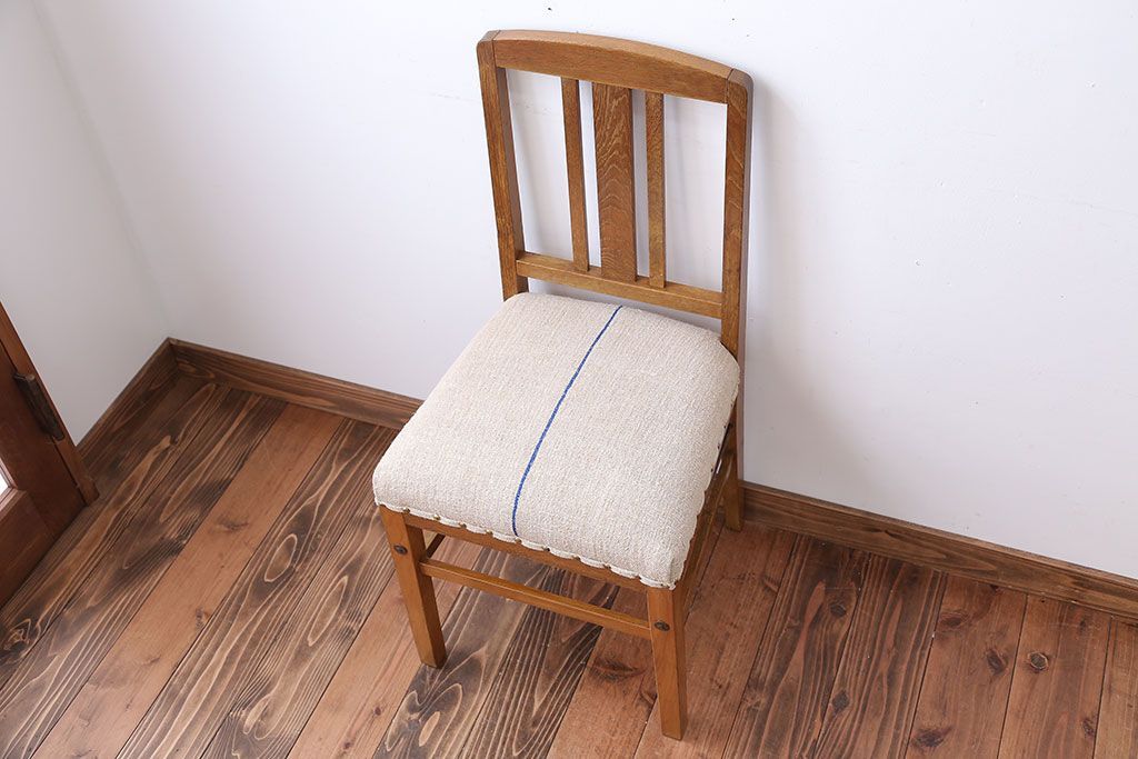 アンティーク家具　和製アンティーク　アンティークリネン座面のシンプルでナチュラルなダイニングチェア(1)