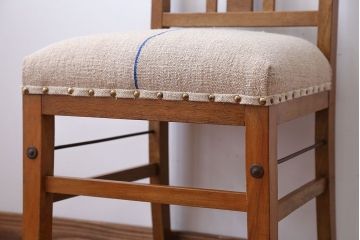 アンティーク家具　和製アンティーク　アンティークリネン座面のシンプルでナチュラルなダイニングチェア(1)