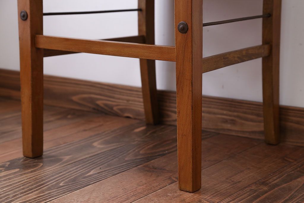 アンティーク家具　和製アンティーク　アンティークリネン座面のシンプルでナチュラルなダイニングチェア(1)