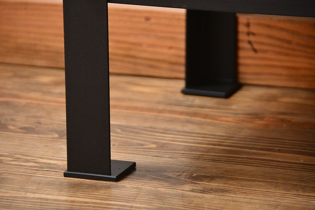 アンティーク家具　古民具・骨董　鉄脚付きアンティーク三尺水屋箪笥