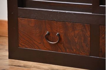 アンティーク家具　古民具・骨董　ガラス引き戸付き!シンプルなアンティーク水屋箪笥