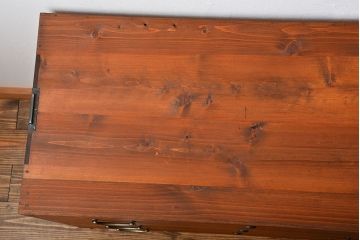 アンティーク家具　和製アンティーク　鉄脚付き古い桐箪笥ローボード(1)