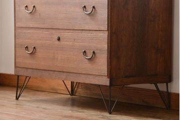 アンティーク家具　和製アンティーク　鉄脚付き古い桐箪笥ローボード(2)