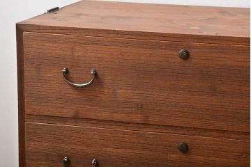 アンティーク家具　和製アンティーク　鉄脚付き古い桐箪笥ローボード(2)