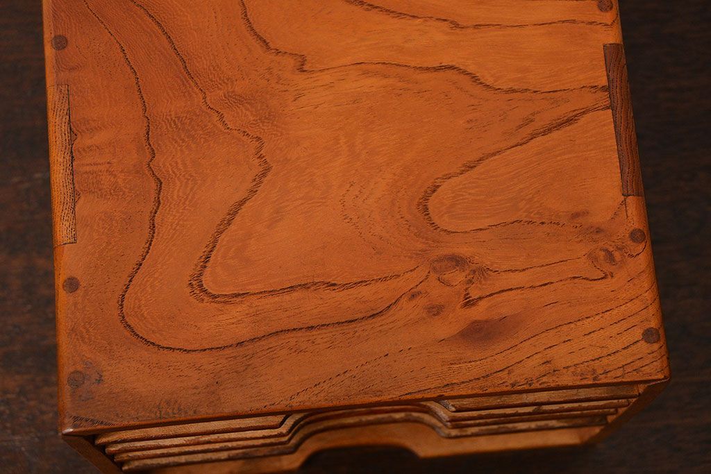 アンティーク家具　和製アンティーク　古い欅材の小さな書類ケース(1)