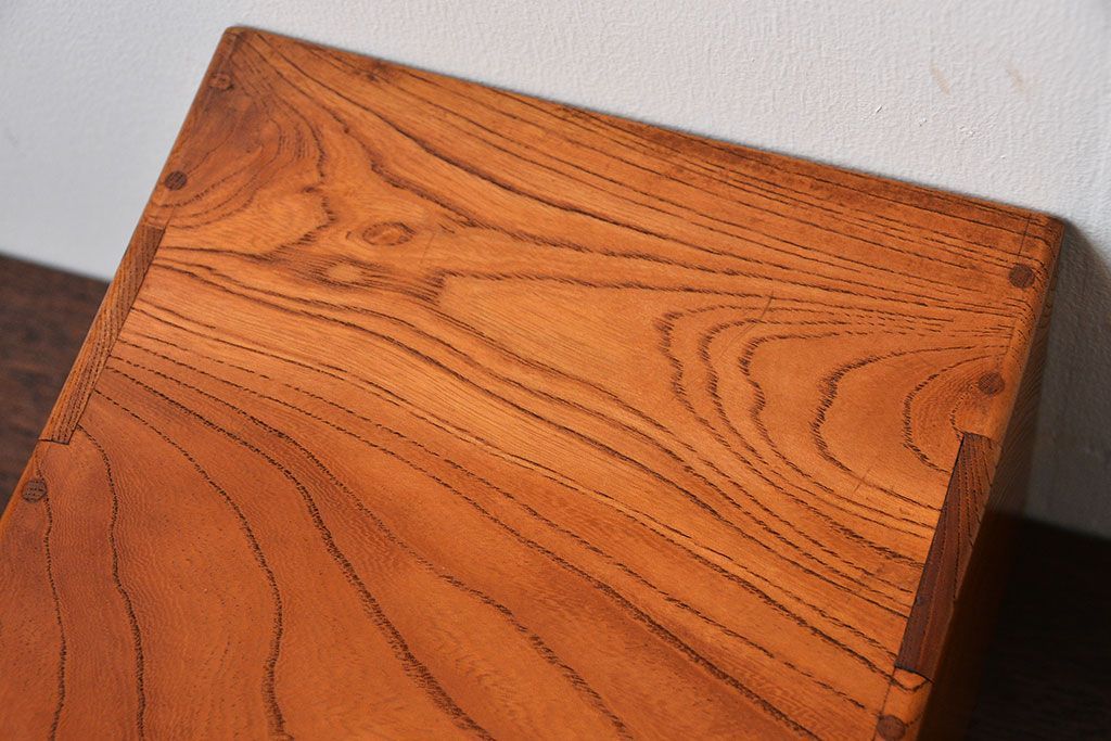 アンティーク家具　和製アンティーク　古い欅材の小さな書類ケース(1)