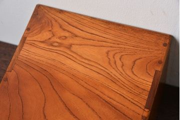 アンティーク家具　和製アンティーク　古い欅材の小さな書類ケース(1)