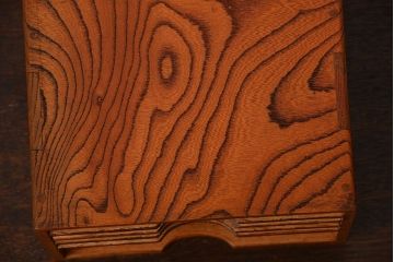 アンティーク家具　和製アンティーク　古い欅材の小さな書類ケース(2)