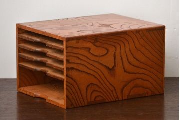 アンティーク家具　和製アンティーク　古い欅材の小さな書類ケース(2)