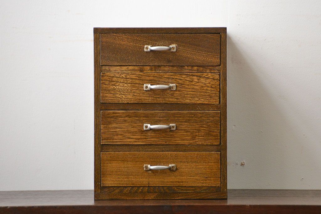 レトロ家具　昭和レトロ　古い栓材の小ぶりな小引き出し