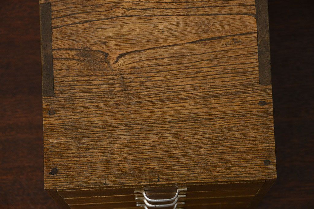 レトロ家具　昭和レトロ　古い栓材の小ぶりな小引き出し