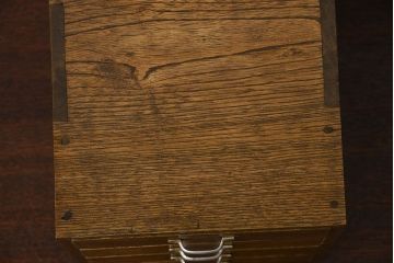 レトロ家具　昭和レトロ　古い栓材の小ぶりな小引き出し