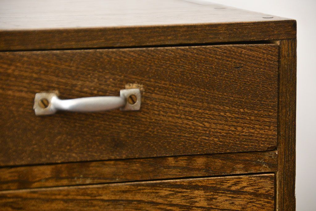 レトロ家具　昭和レトロ　古い栓材の小ぶりな小引き出し