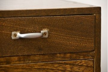 レトロ家具　昭和レトロ　古い栓材の小ぶりな小引き出し
