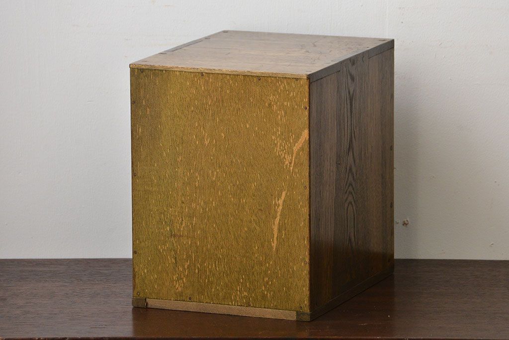 レトロ家具　昭和レトロ　古い栓材の小ぶりな小引き出し