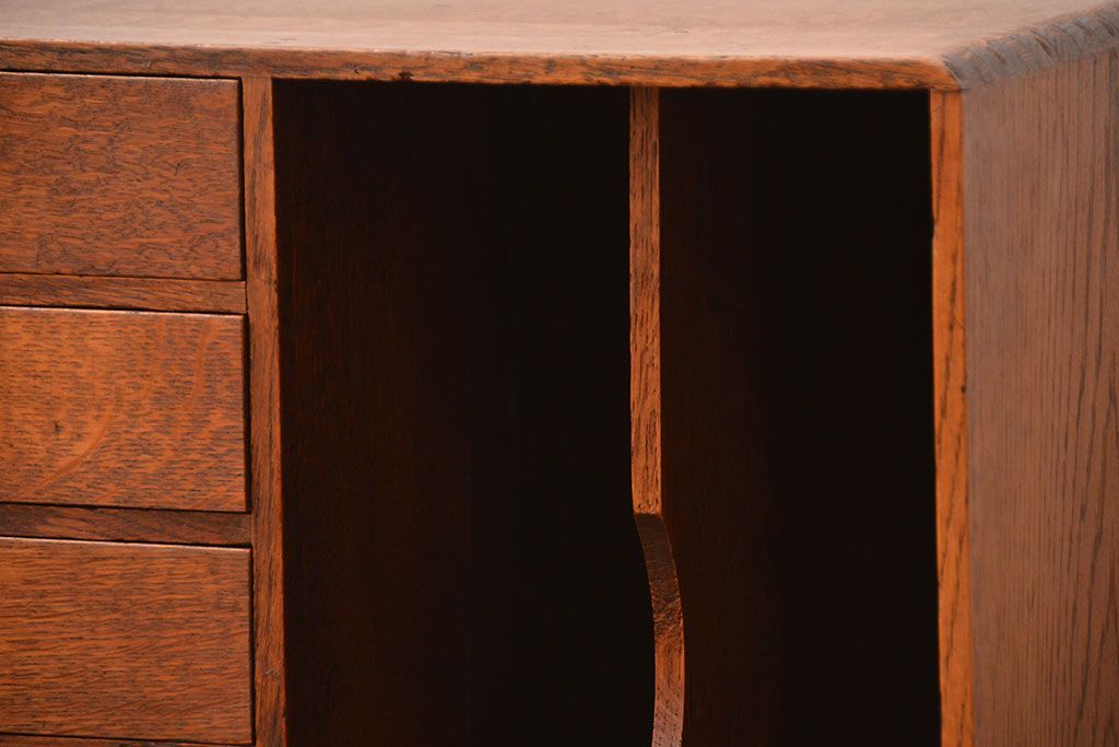 レトロ家具　和製アンティーク　レトロな本立て付き小引き出し