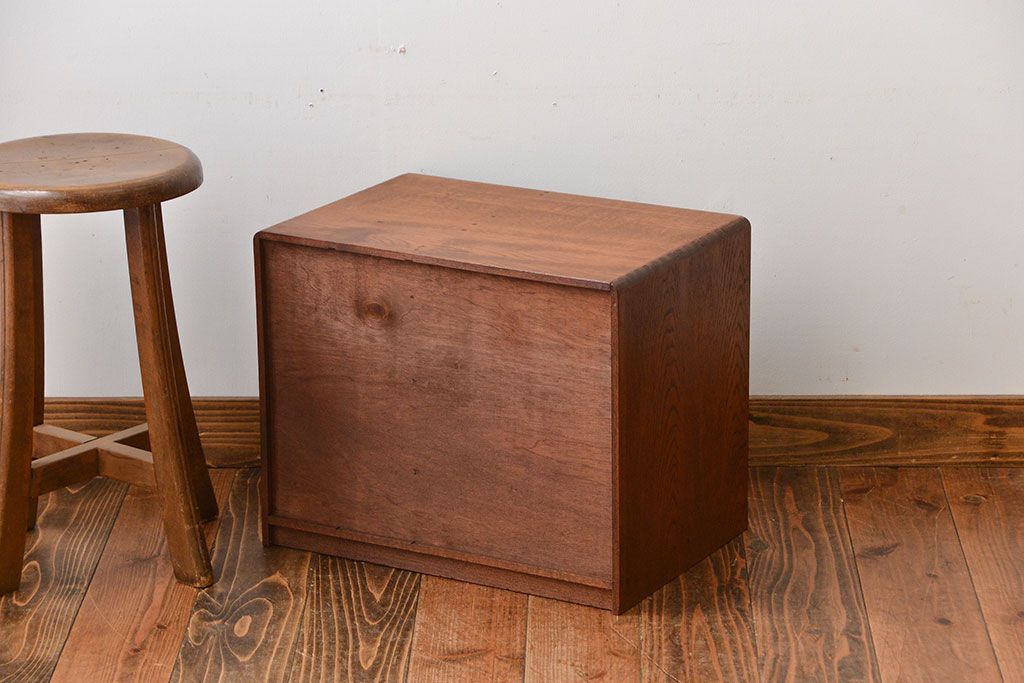 レトロ家具　和製アンティーク　レトロな本立て付き小引き出し