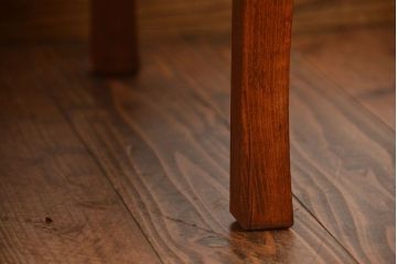 アンティーク家具　和モダンスタイル　天板ブラック塗装!古い木製の丸ちゃぶ台