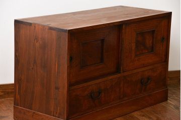 アンティーク家具　古民具・骨董　古い木製のアンティークテレビボード(ローボード)