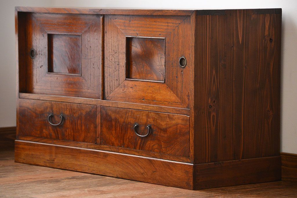 アンティーク家具　古民具・骨董　古い木製のアンティークテレビボード(ローボード)