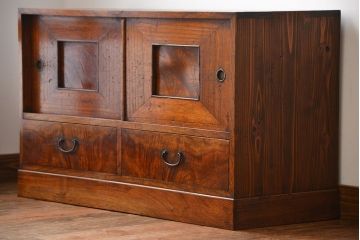 アンティーク家具　古民具・骨董　古い木製のアンティークテレビボード(ローボード)