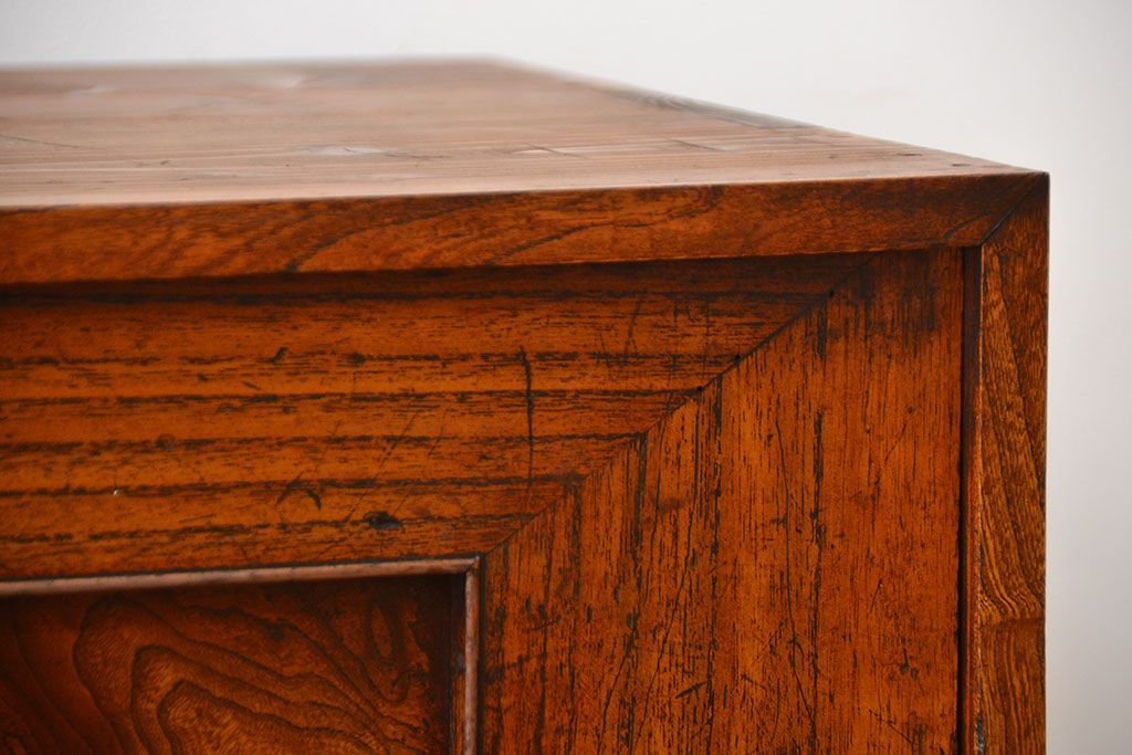 アンティーク家具　古民具・骨董　古い木製のアンティークテレビボード(ローボード)