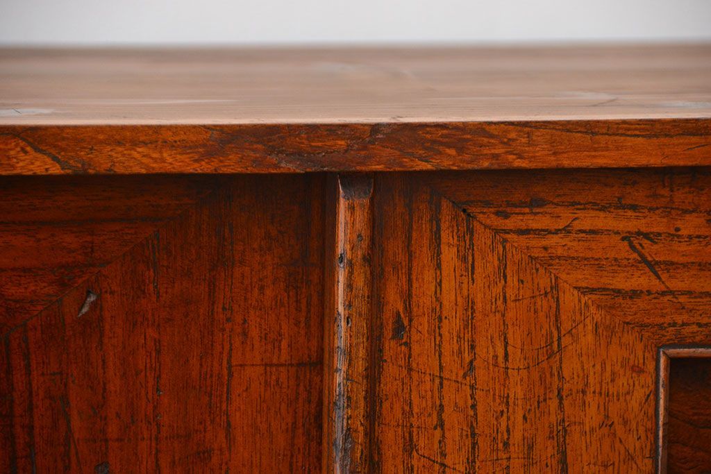 アンティーク家具　古民具・骨董　古い木製のアンティークテレビボード(ローボード)