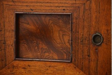 アンティーク家具　古民具・骨董　古い木製のアンティークテレビボード(ローボード)