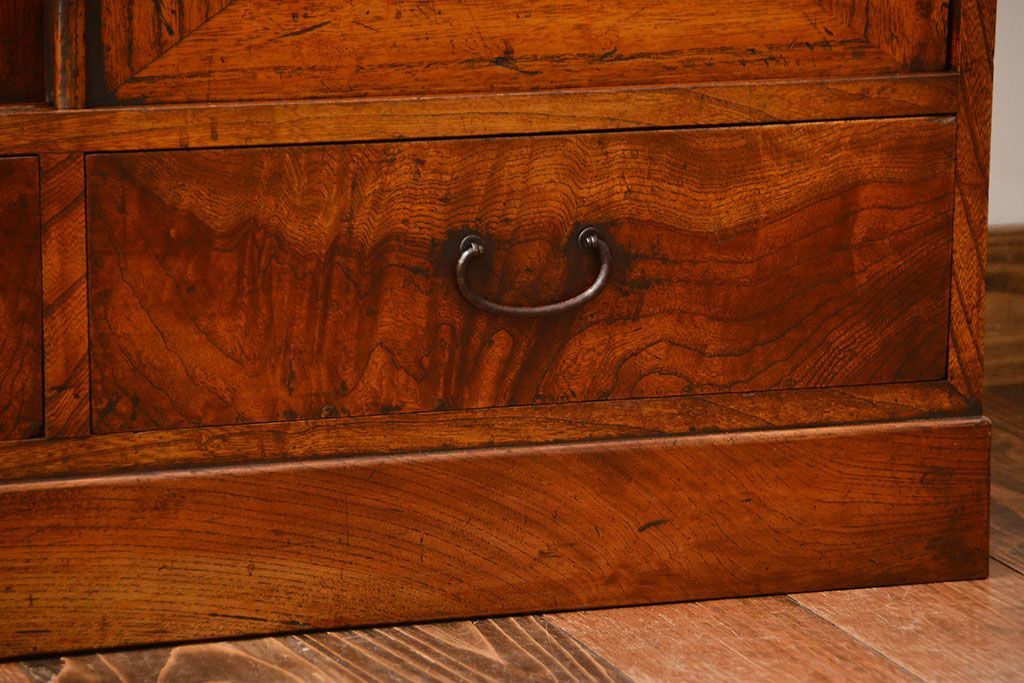 アンティーク家具　古民具・骨董　古い木製のアンティークテレビボード(ローボード)