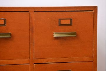 アンティーク家具　アンティーク　ネームプレート付き!古い木製の12杯引き出し