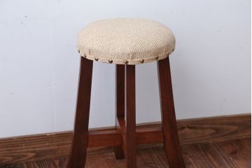 レトロ家具　昭和レトロ　古い木製のかわいい丸スツール
