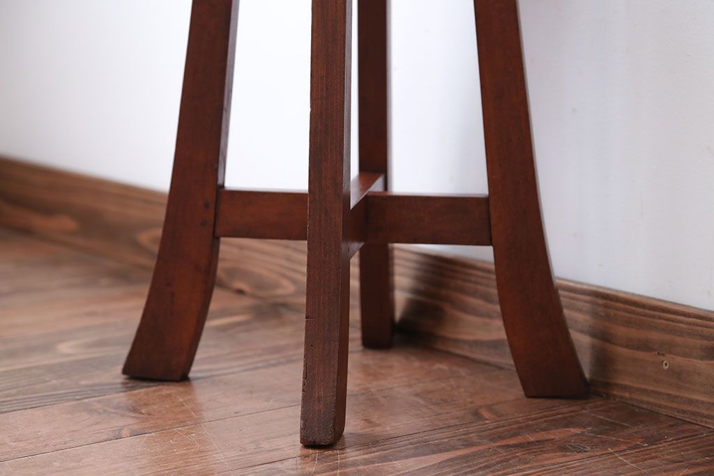 レトロ家具　昭和レトロ　古い木製のかわいい丸スツール