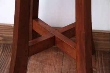 レトロ家具　昭和レトロ　古い木製のかわいい丸スツール