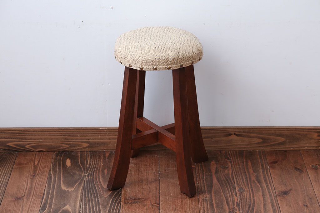 レトロ家具　昭和レトロ　古い木製のかわいい丸スツール
