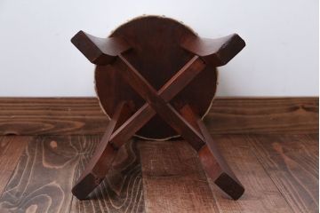 レトロ家具　昭和レトロ　古い木製のかわいい丸スツール