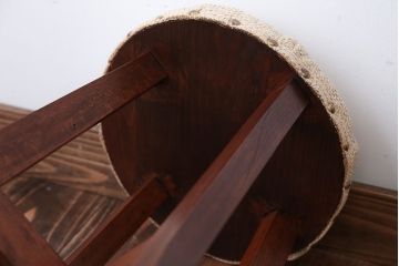 レトロ家具　昭和レトロ　古い木製のかわいい丸スツール