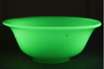 アンティーク雑貨　アンティーク　大正〜昭和初期・ウランガラス小鉢5個セット(氷コップ)(1)