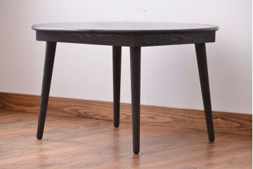 アンティーク家具　和製アンティーク　古い木製のラウンドセンターテーブル(1)