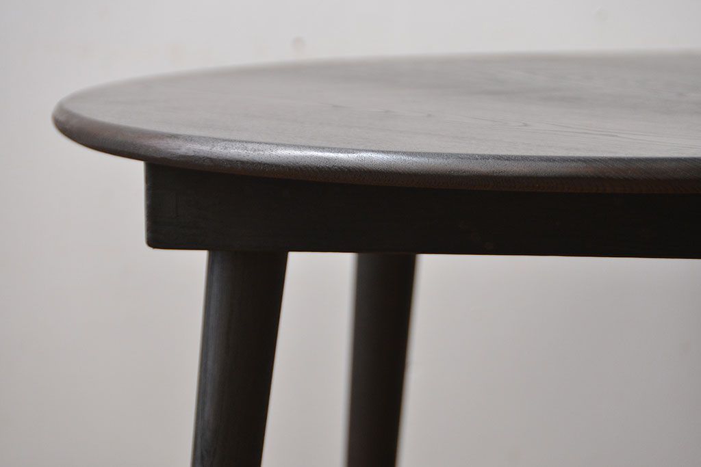 アンティーク家具　和製アンティーク　古い木製のラウンドセンターテーブル(1)