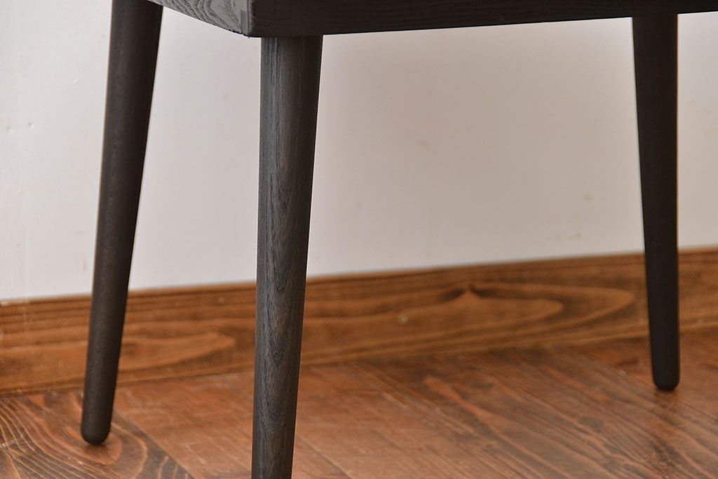 アンティーク家具　和製アンティーク　古い木製のラウンドセンターテーブル(1)