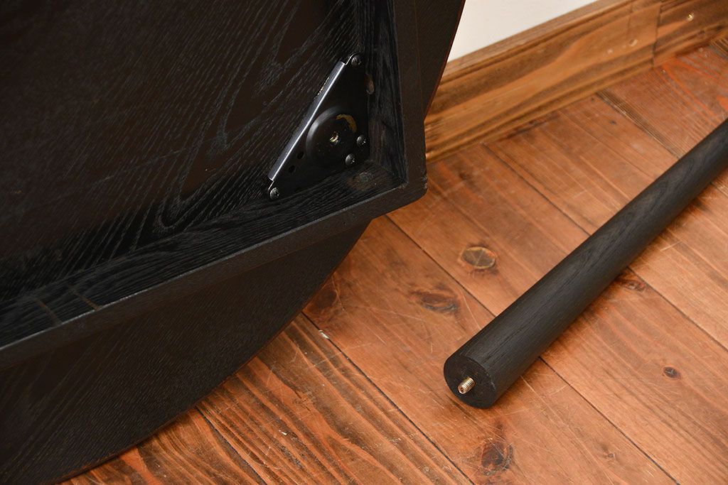 アンティーク家具　和製アンティーク　古い木製のラウンドセンターテーブル(1)