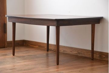 アンティーク家具　和製アンティーク　古い木製の角型天板センターテーブル