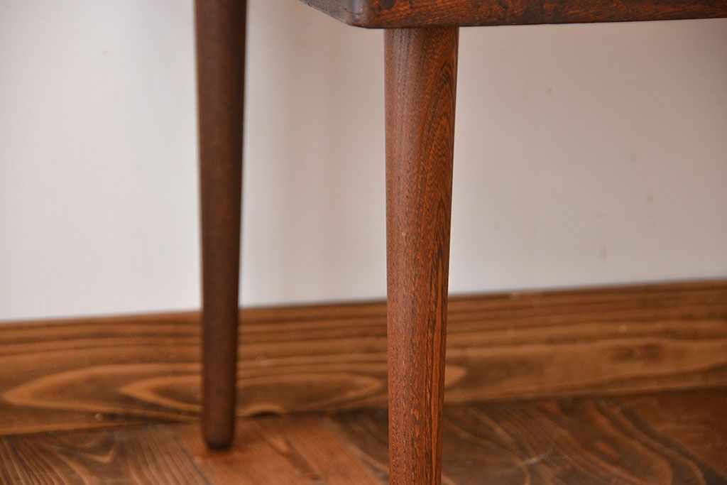 アンティーク家具　和製アンティーク　古い木製の角型天板センターテーブル