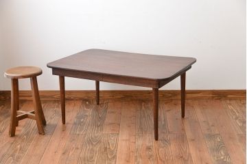 アンティーク家具　和製アンティーク　古い木製の角型天板センターテーブル